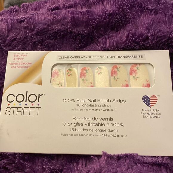 Color Street Real Nail Strips - Picture 1 of 3